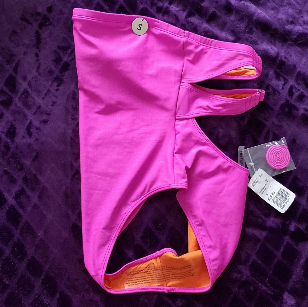 NWT One-piece Swimsuit - Picture 6 of 7